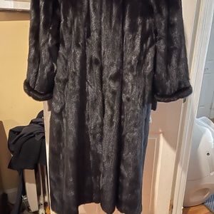 CUSTOM MADE FULL LENGTH AUTHENTIC MINK COAT